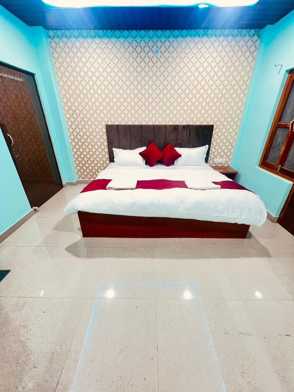 Hotel Gulab Residency Varanasi Esterno foto